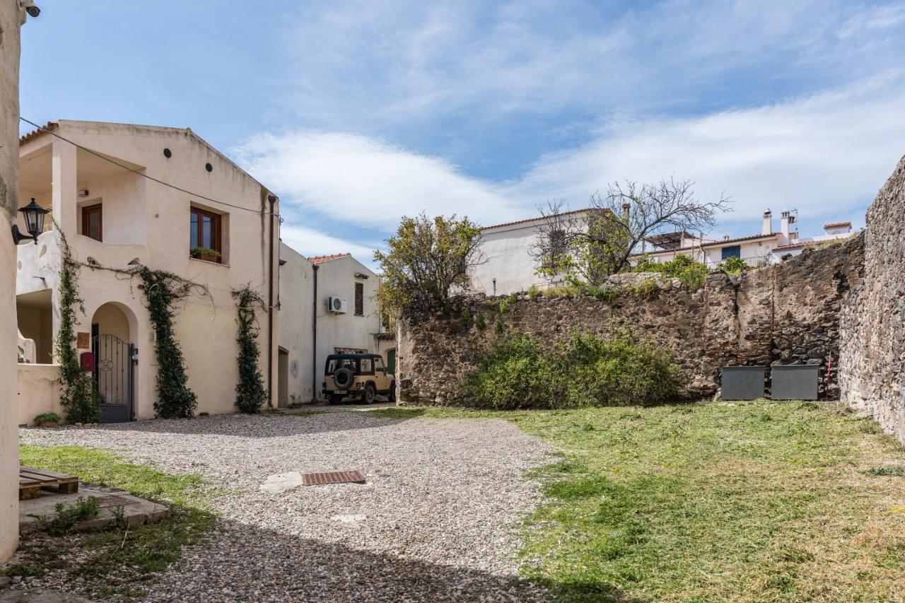 Domo Mea Terra E Domo Mea Chelu - Comfort Nel Centro Storico Di Apartment Orosei